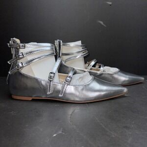 Fashion‎ Nova Sharp Looks Flat Sandals Silver Flats Womens Size 8 Studded